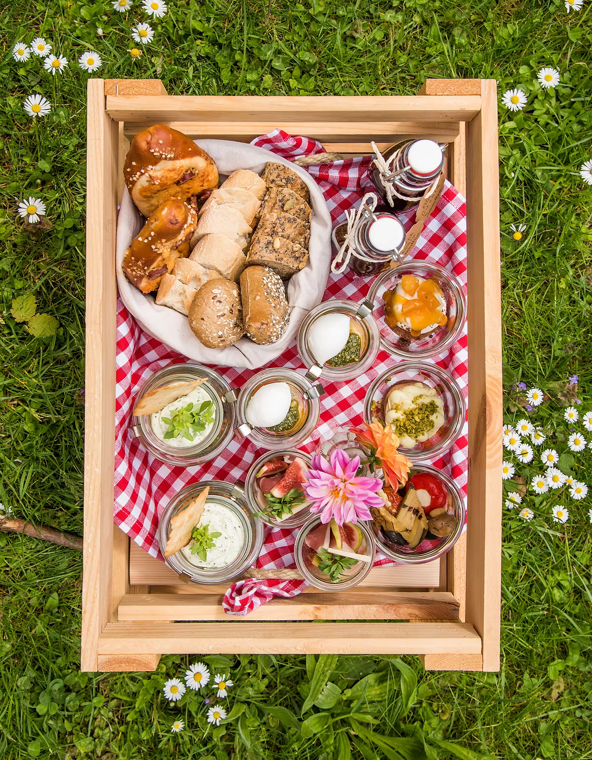 WINE PICNIC - (Kiste für zwei Personen)